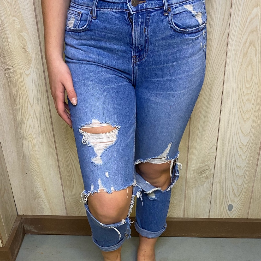 Old Navy distressed pants